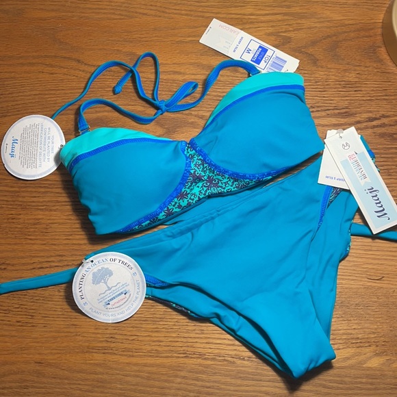 Maaji bikini NWT, bandeau top & cheeky bottoms. - Picture 4 of 6